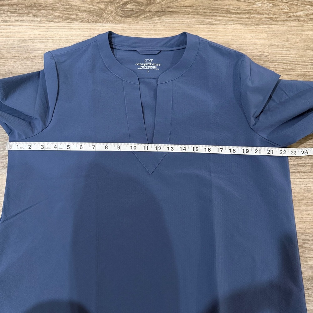 Vineyard Vines Performance Split Neck Top Blue Wo… - image 3
